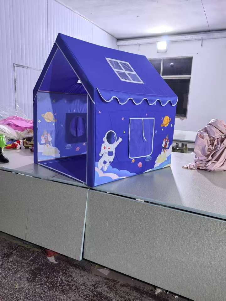 Indoor Roof Window Sleeping Tent Kids Foldable Play Tent Boys Girls Washable Durable Cotton Canvas Teepee Tent